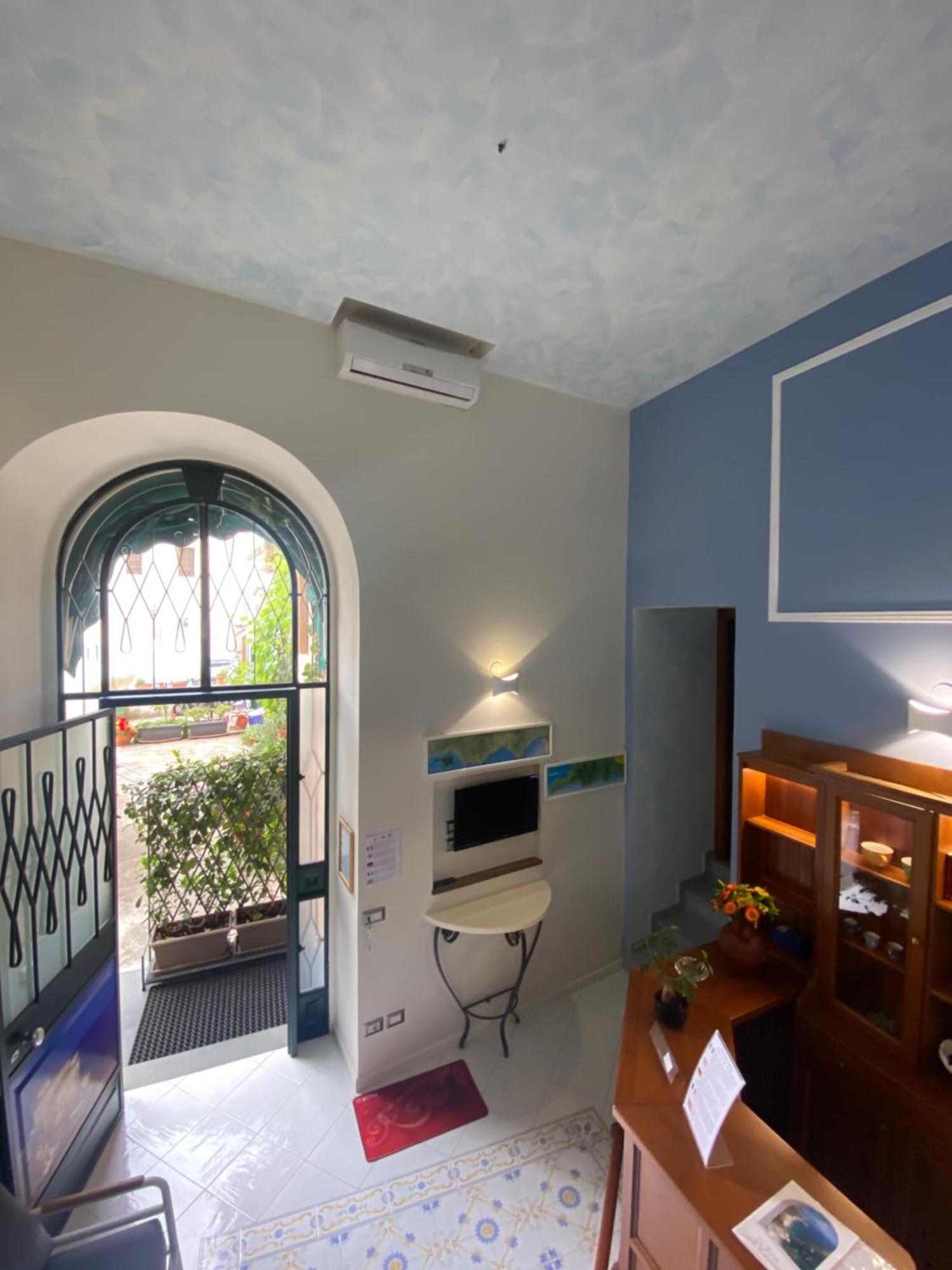 Rental House Angelina Майори Экстерьер фото