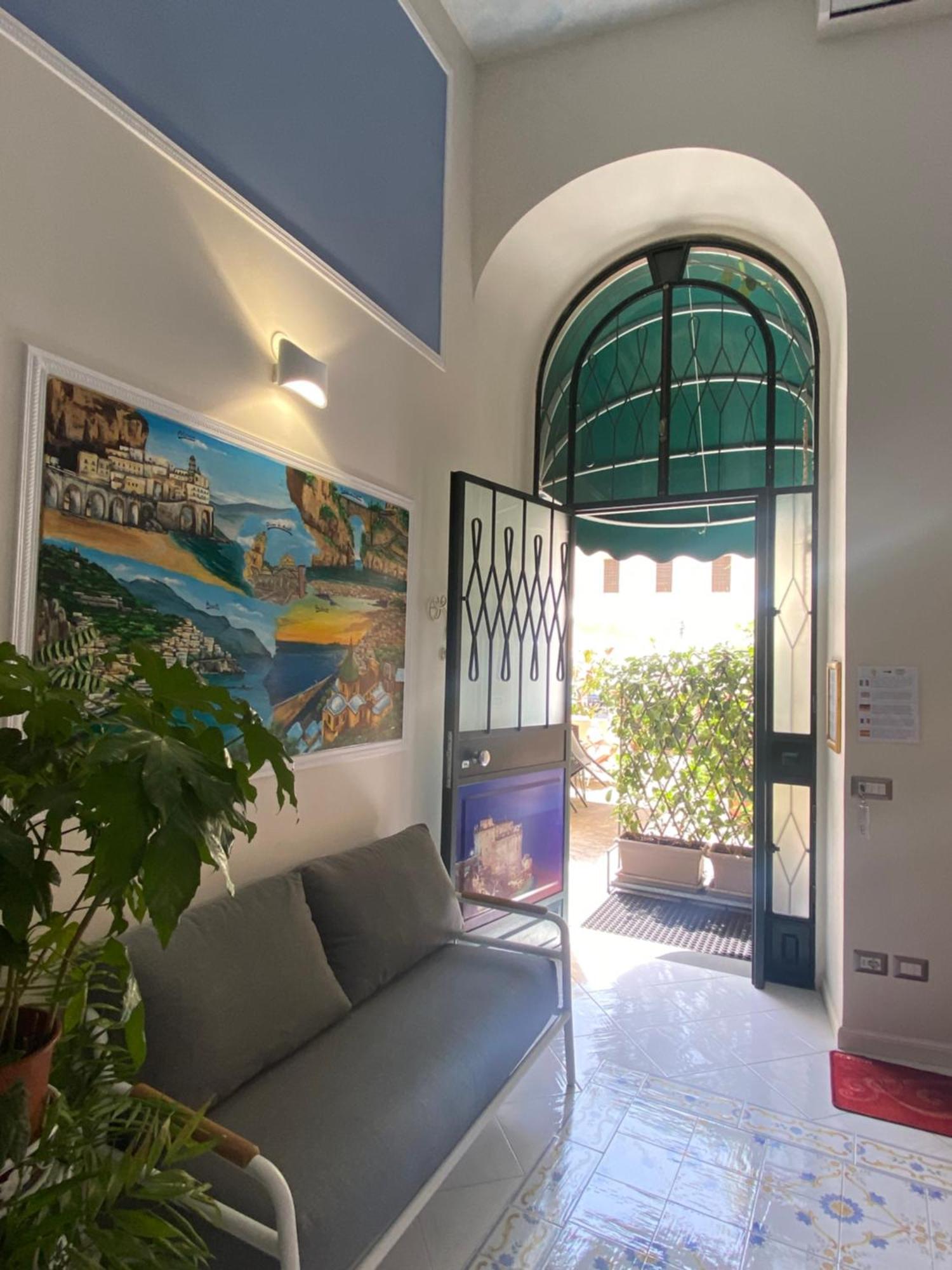 Rental House Angelina Майори Экстерьер фото